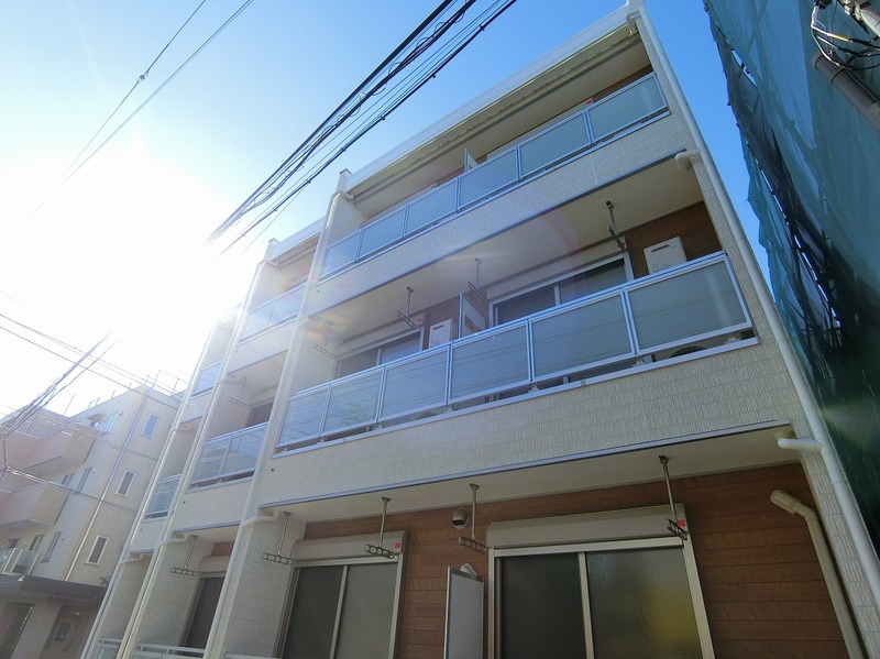 リブリ・ハートポートⅢ1階 外観