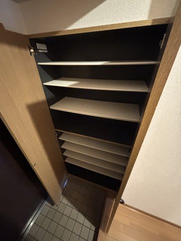 アッシュエム 収納