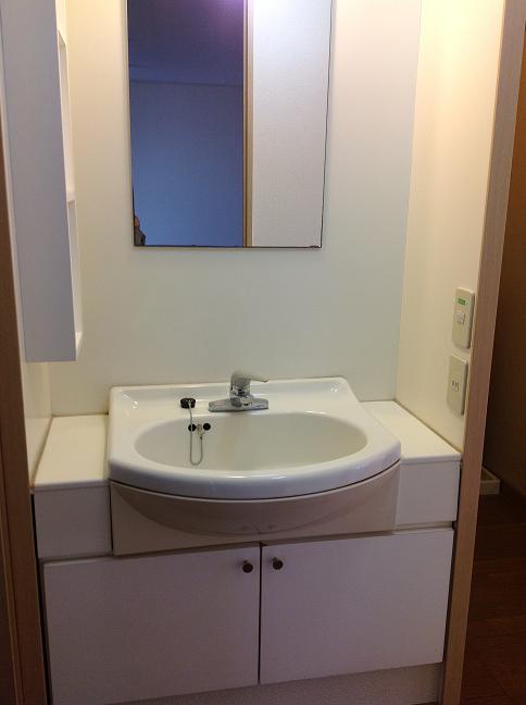レオパレスパインヒル 独立洗面台