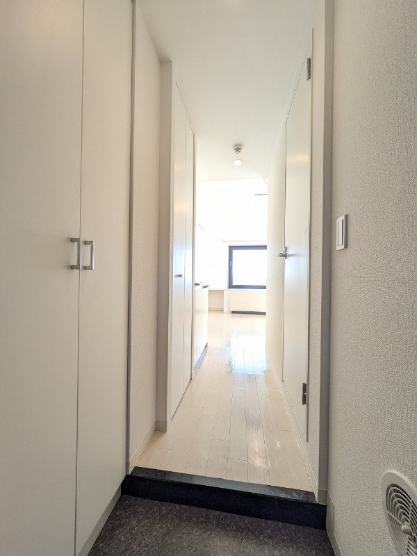 ＳＯＣＩＥＴＹ　ＳＥＡＳＯＮＳ(D-015) 玄関