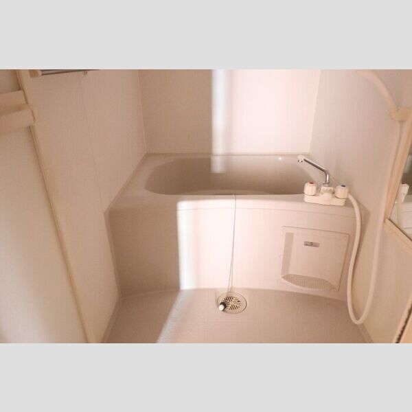 レーベンハイム氷川 浴室