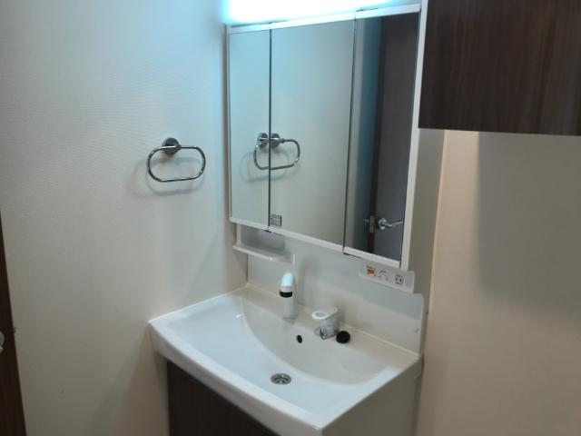 ラ・ジオンあきる野106号室 洗髪洗面化粧台