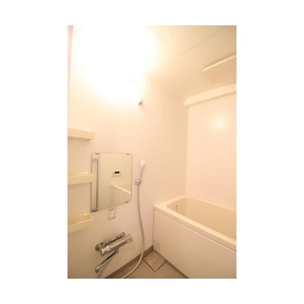 シャトーイノハナ404号室 お風呂