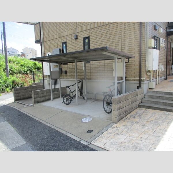 ボヌール・ヴィラ(bonheur Villa) 駐輪場