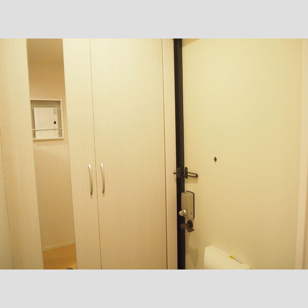 未来樹(ゆめのき)　参号棟 玄関