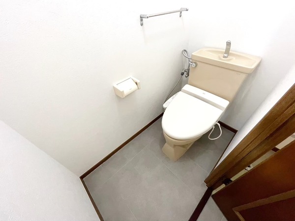 サニーハイツ103号室 トイレ
