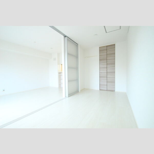 ・　コンティニュエ302号室 コンティニュエ　302号室　洋室