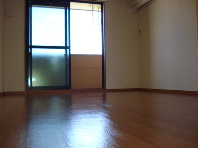 アヴニール 洋室