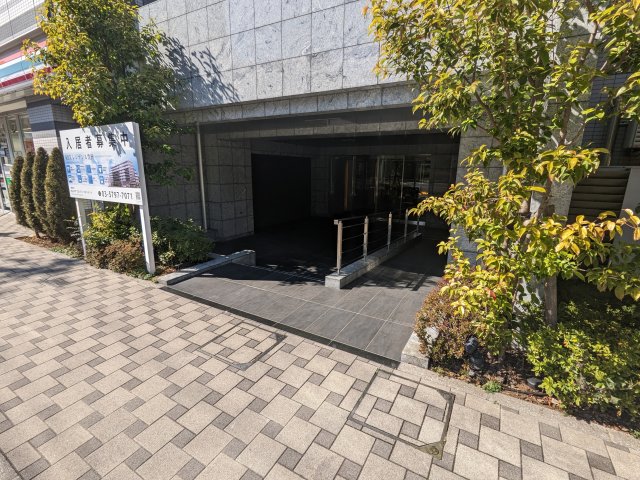 ケーディーエックスレジデンス豊洲814号室 エントランス