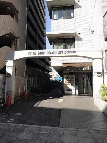 クリオ阪東橋壱番館411号室 エントランス
