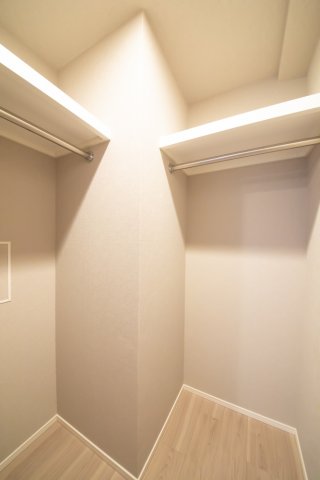 プラウドフラット月島アベニュー408号室 収納
