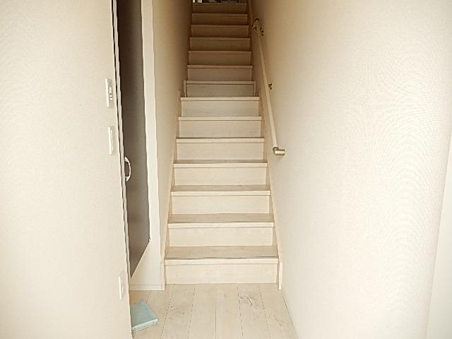 リーオイスラ 玄関