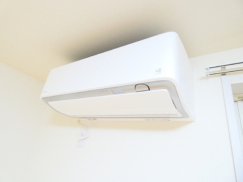 ルミケオ大手町 リビングダイニング　エアコン