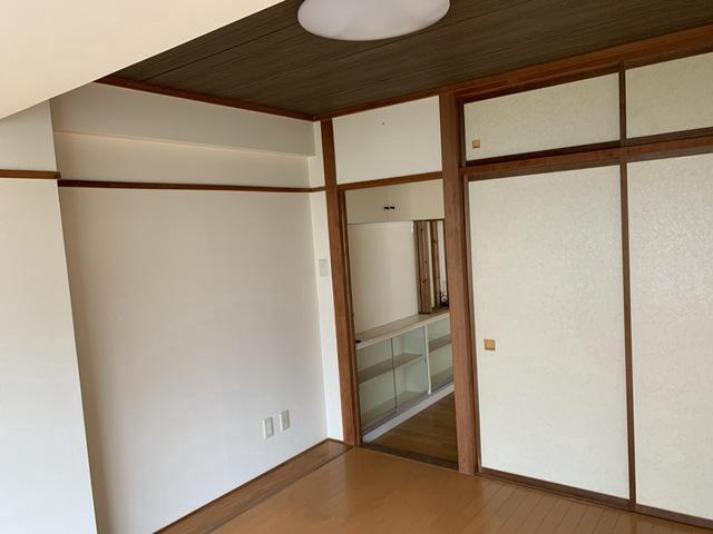 イズミビル 寝室