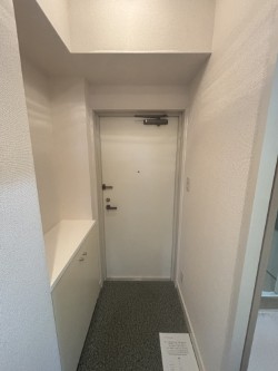 パールコート湘南 玄関