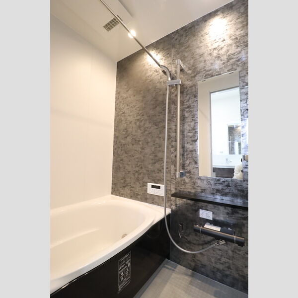 D-asset府中町102号室 浴室