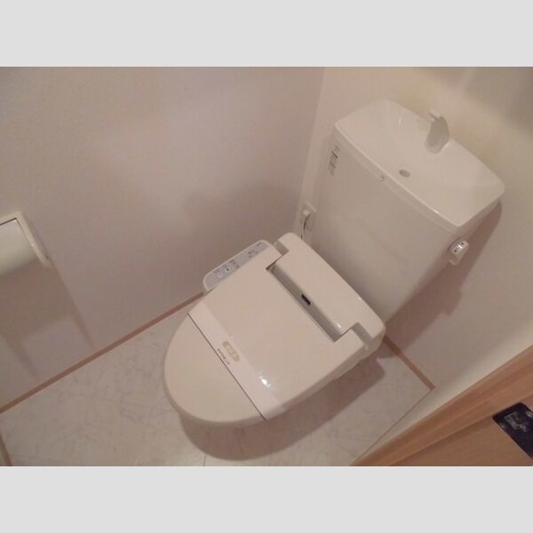 リルシア206号室 温水洗浄暖房便座