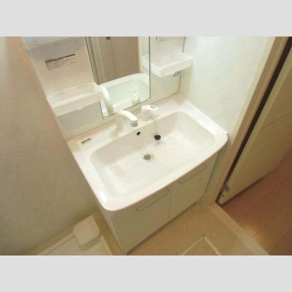 レムロード・M202号室 洗髪洗面化粧台