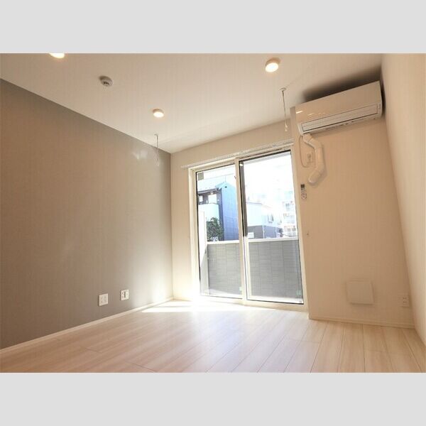 コンフォール東橋本2丁目 リビング(別角度)