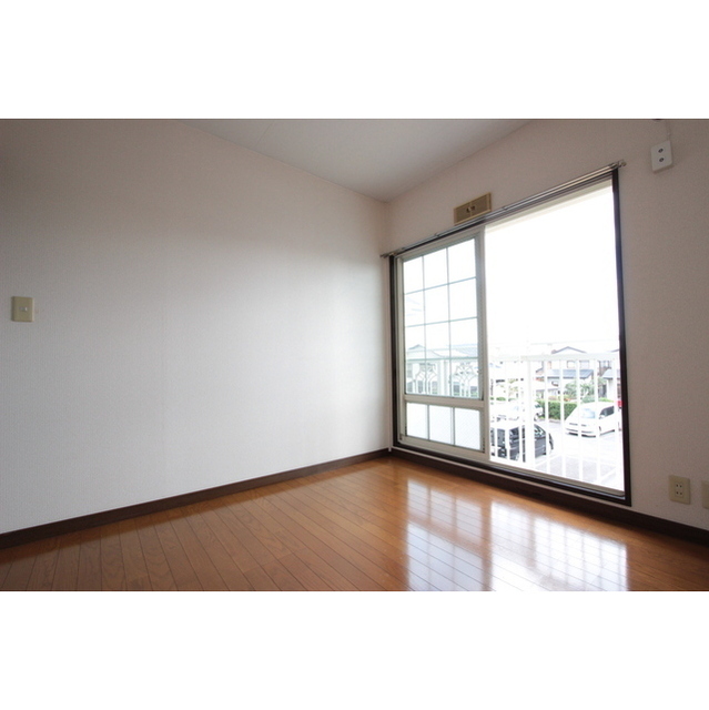 メゾン蓮正寺203号室 内観