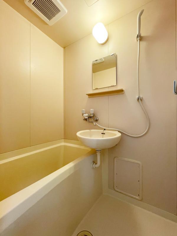 永易メゾン2階 玄関