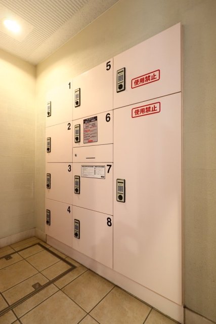 プレール・ドゥーク北新宿2階 宅配ボックス