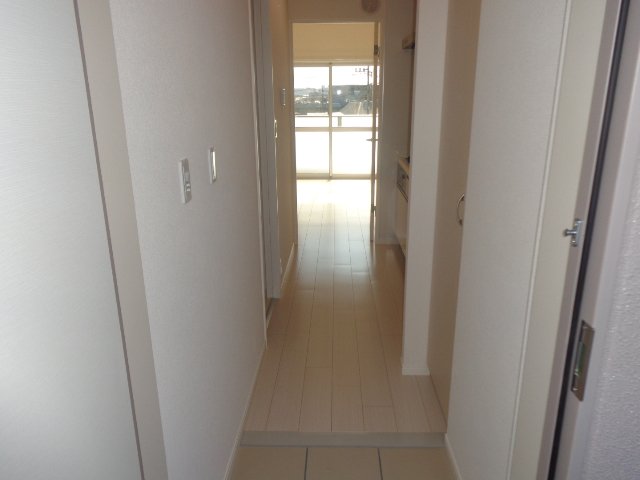 オークロシェ 玄関