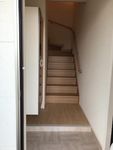 ビスタ湘南201号室 玄関