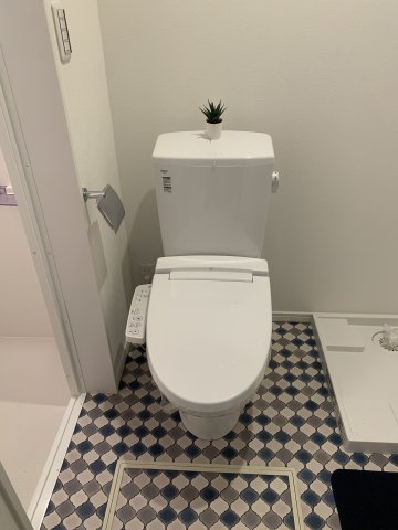 エスビーメゾン南鳩ヶ谷0102号室 トイレ