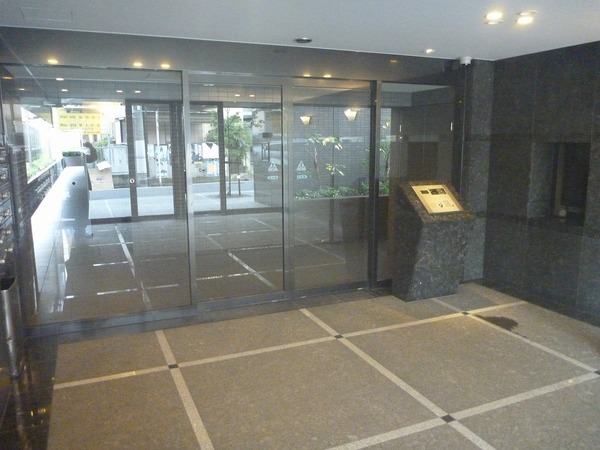 ルーブル東蒲田伍番館508号室 エントランス