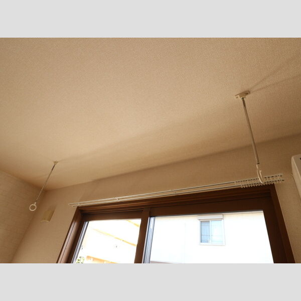 Espoir103号室 室内物干し