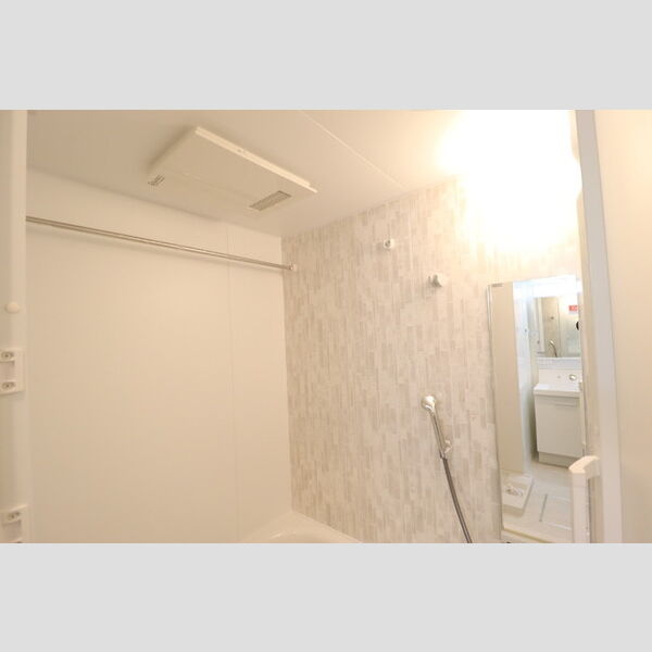 ボア・フォレット102号室 バス