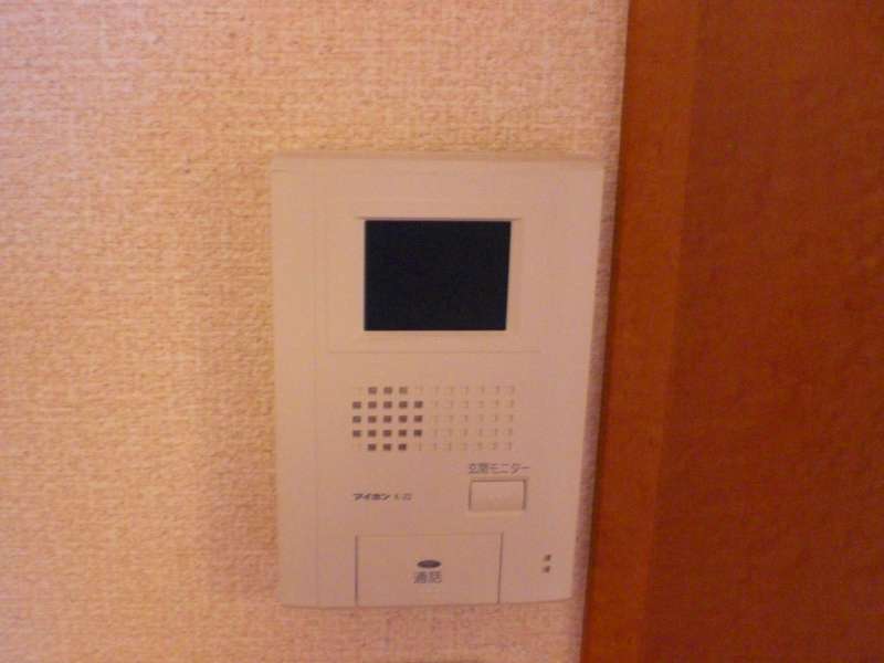 レオパレス緑丘105号室 モニター付きインターフォン