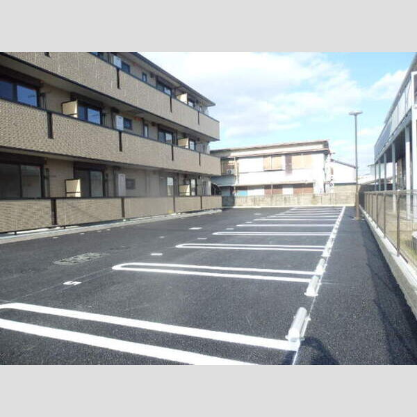 Felice(フェリス) 駐車場