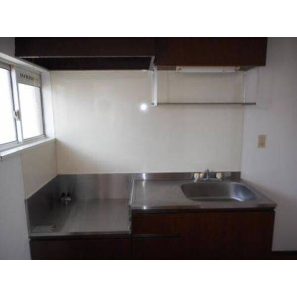 ヴィラ板戸A棟 キッチン