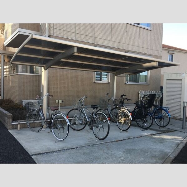 ラ・メール 駐輪場