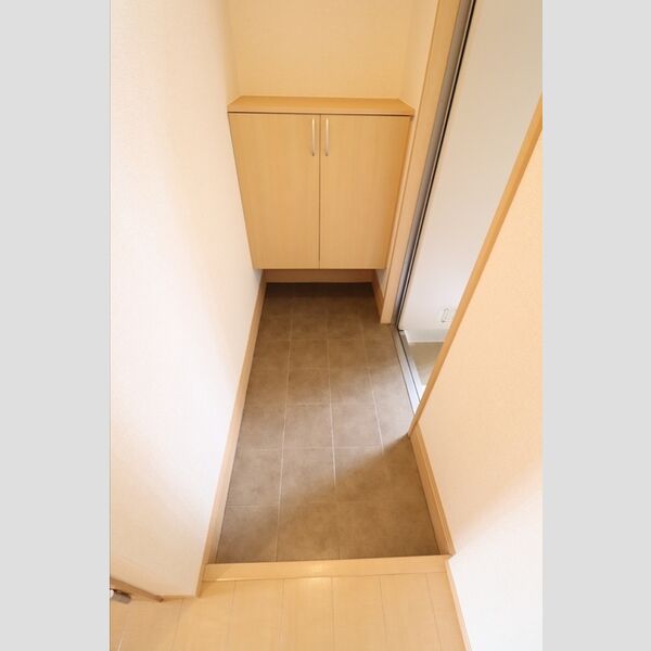 ヴァンフレイス早稲田 玄関