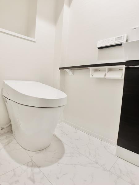 カールスルーエ吉祥寺2階 トイレ