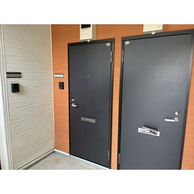 ＳＨＥＬＬＯＲＡ 玄関