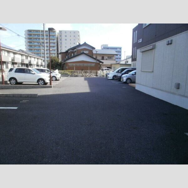 ボナール新白岡 駐車場