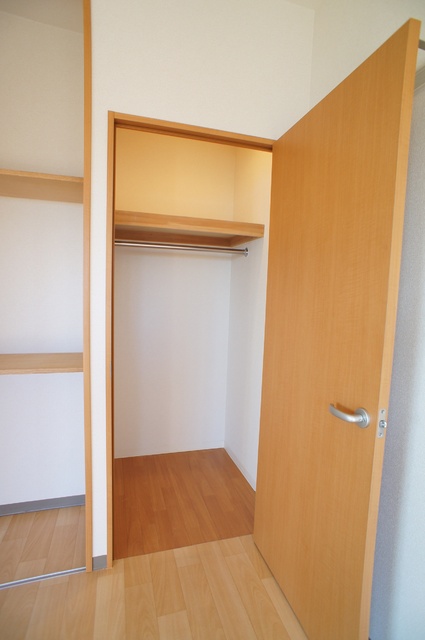 Ａｄａｇｉｏ0301号室 収納