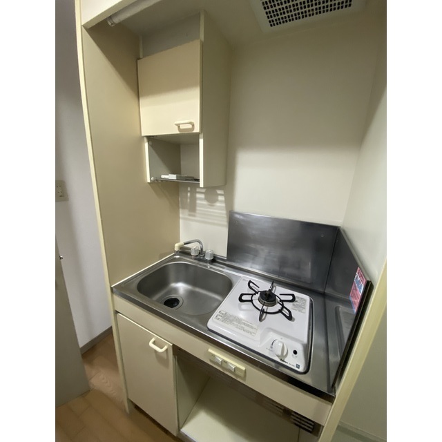 プレールミホカテリーナ武蔵小山702号室 キッチン