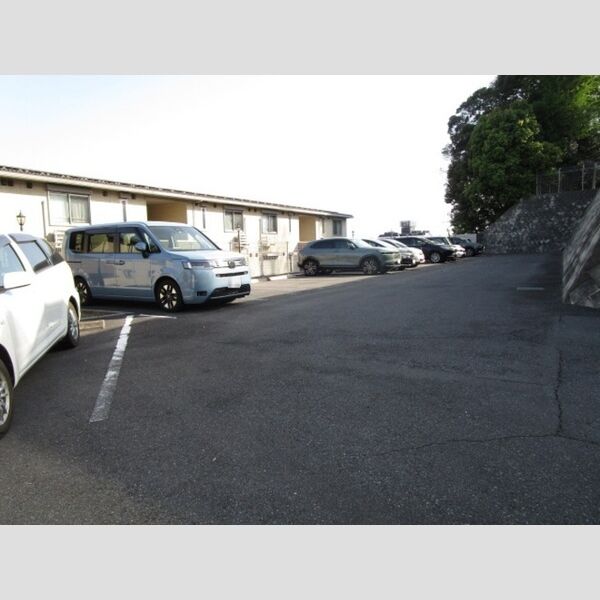 フルール　ポワール106号室 駐車場(要空き確認)