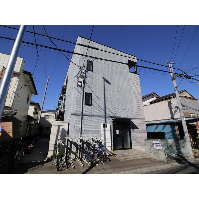 アンプルール フェール アミーⅡ102号室 外観