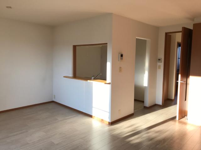 パストラル102号室 ＬＤＫ