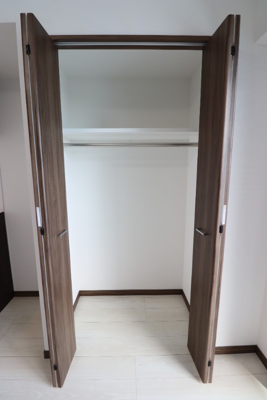 ＧＥＮＯＶＩＡ中野島1階 収納