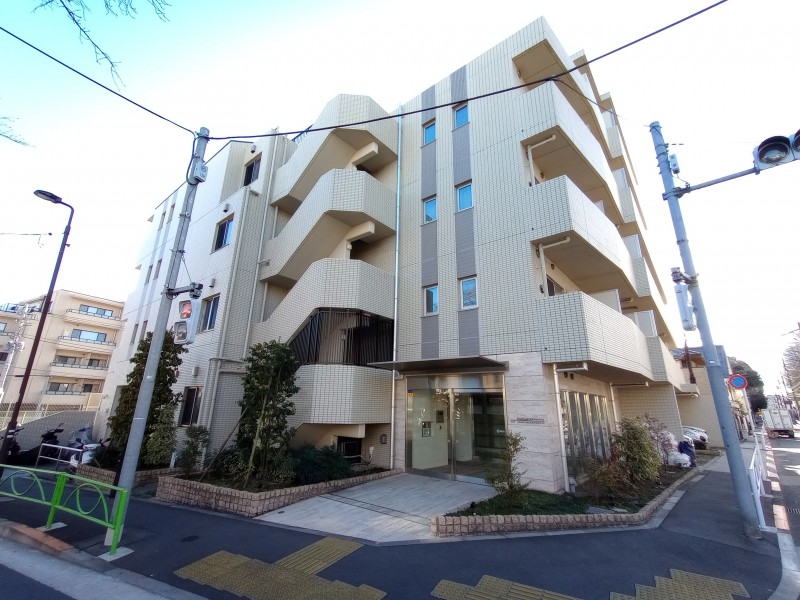 クレイシア目黒碑文谷3階 外観