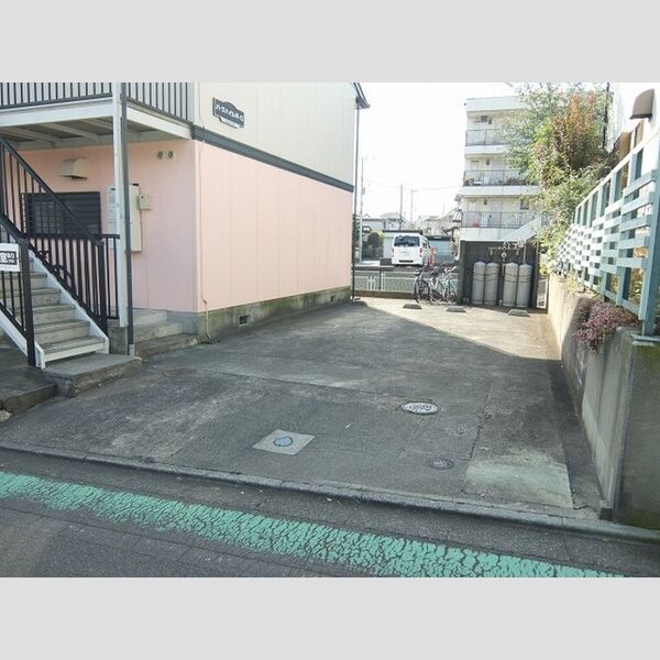 パークハイム井ノ口 駐車場