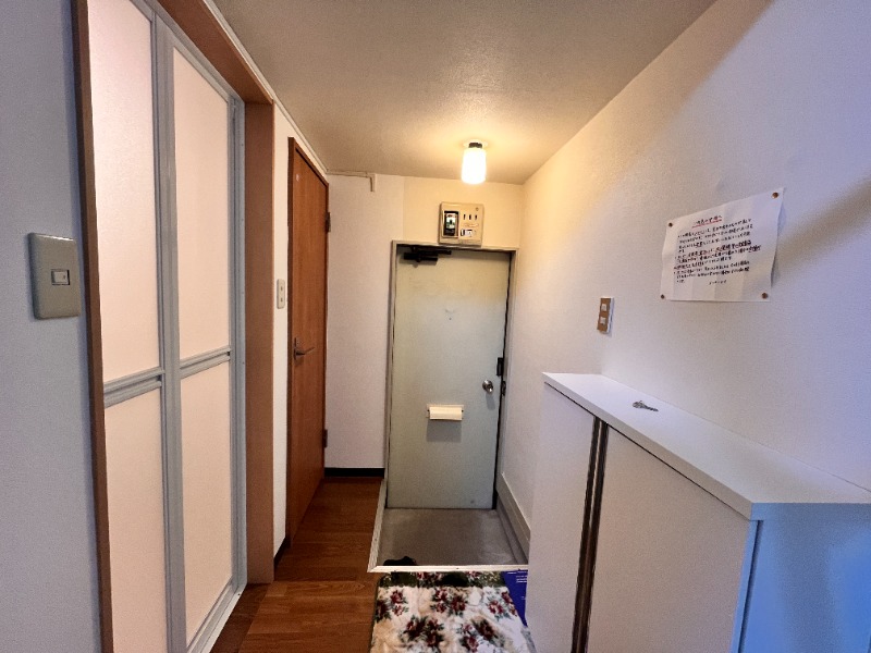 ピュアハウス新田 玄関