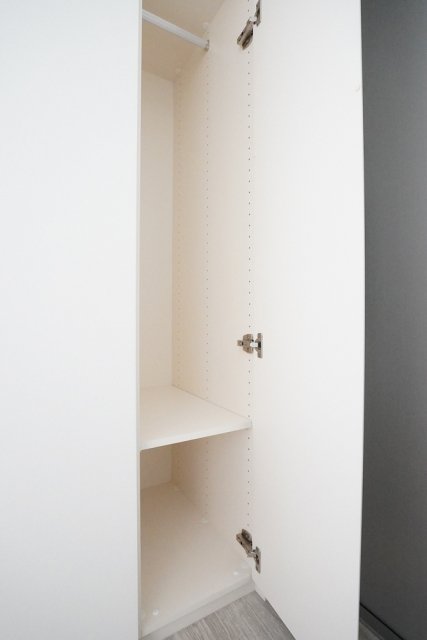 ＨＡＲＵＭＩ　ＦＬＡＧ　ＰＡＲＫ　ＶＩＬＬＡＧＥ　Ｂ棟16階 玄関（クローゼット）